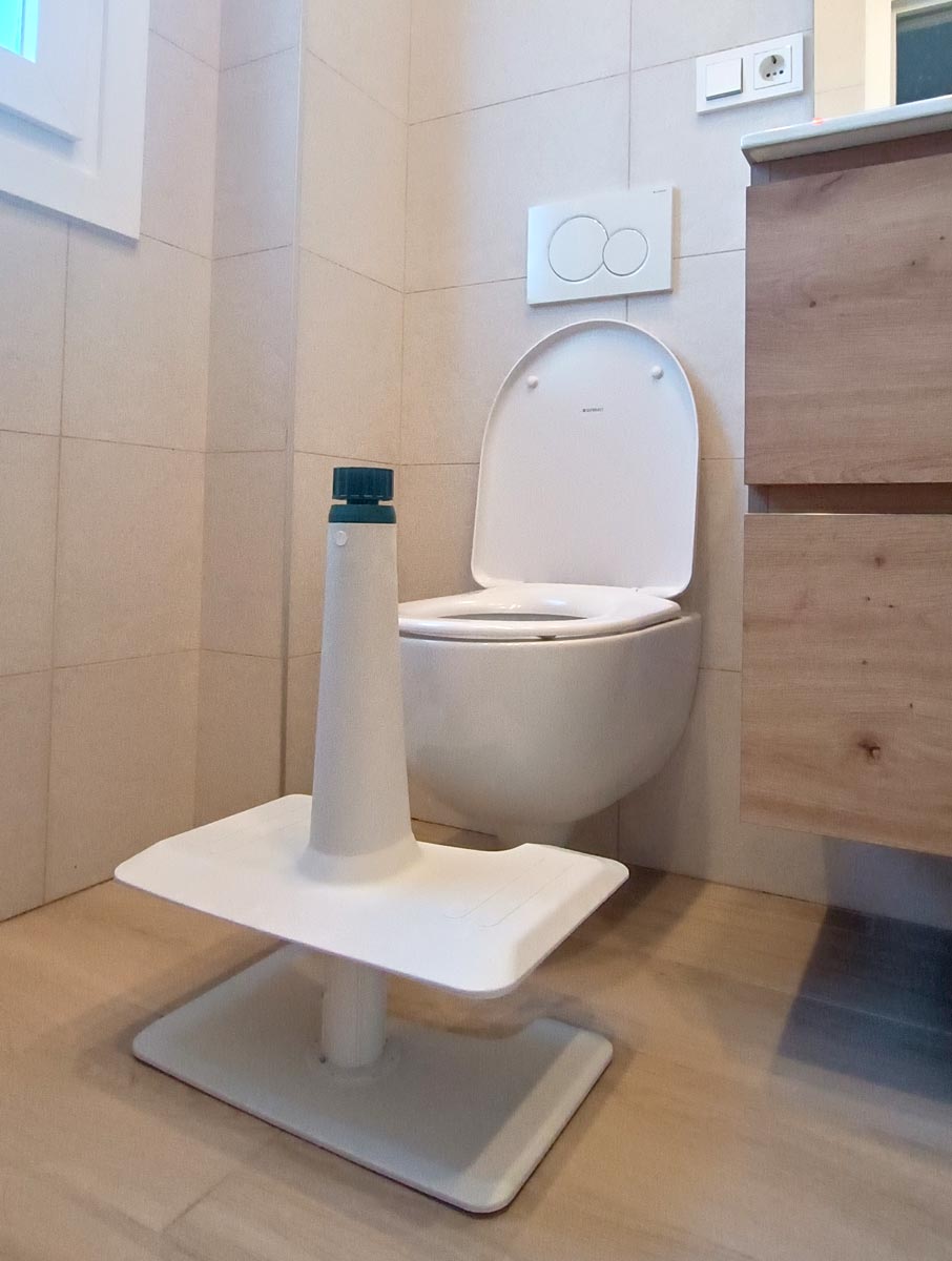 Taburete fisiológico ajustable. Ayuda para personas con extreñimieno. Naturpos